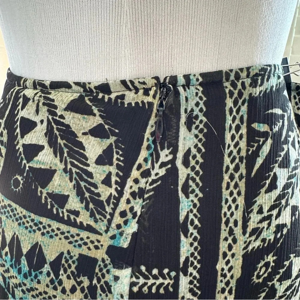 Rafaella black and whitefly mid lengths skirt - Picture 4 of 5